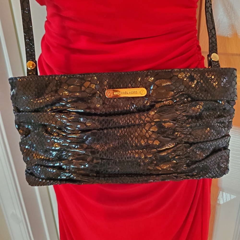 Michael Kors - Faux Snakeskin - 3 Way Convertible Clutch, Shoulder & Crossbody - Picture 7 of 15